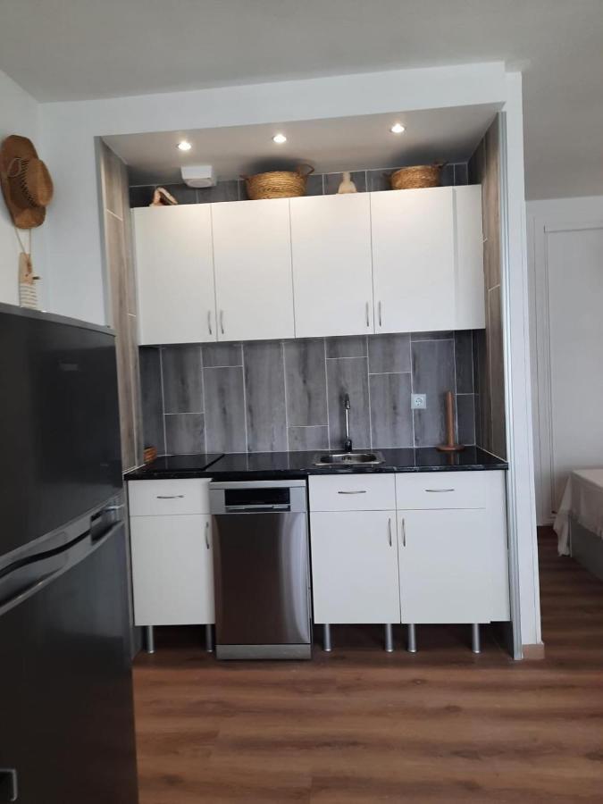 Fuengirola Apartment Carvajal Front Line Primera Linea Екстер'єр фото