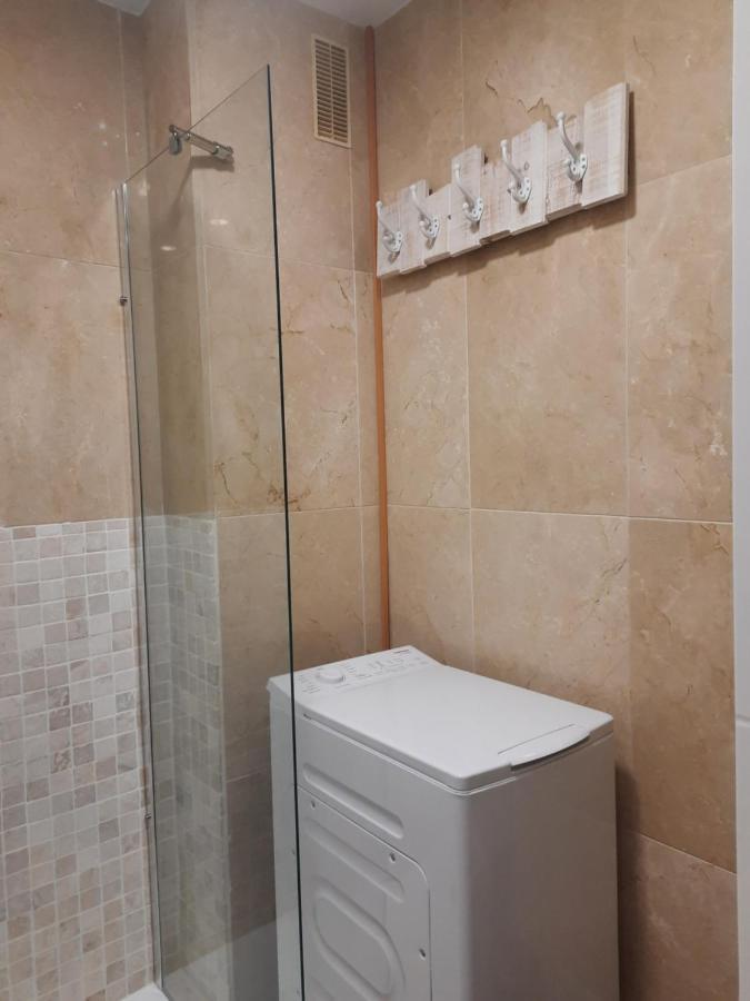 Fuengirola Apartment Carvajal Front Line Primera Linea Екстер'єр фото
