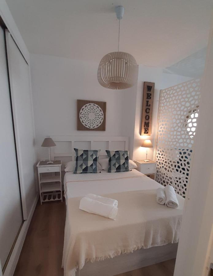 Fuengirola Apartment Carvajal Front Line Primera Linea Екстер'єр фото